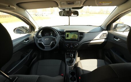 Hyundai Solaris II рестайлинг, 2021 год, 1 845 000 рублей, 15 фотография