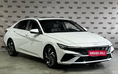 Hyundai Elantra, 2024 год, 1 975 000 рублей, 3 фотография