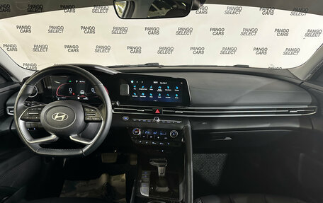 Hyundai Elantra, 2024 год, 1 975 000 рублей, 8 фотография