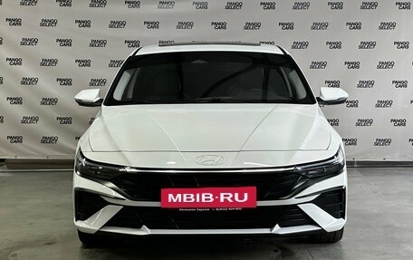 Hyundai Elantra, 2024 год, 1 975 000 рублей, 2 фотография