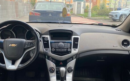 Chevrolet Cruze II, 2011 год, 695 000 рублей, 2 фотография
