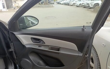 Chevrolet Cruze II, 2013 год, 830 000 рублей, 31 фотография