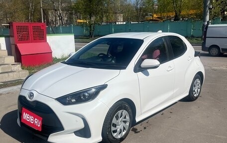 Toyota Yaris, 2020 год, 1 100 000 рублей, 8 фотография