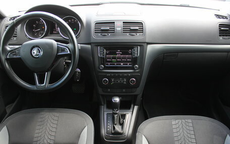 Skoda Yeti I рестайлинг, 2015 год, 1 497 000 рублей, 7 фотография