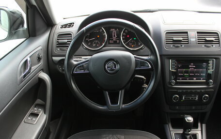 Skoda Yeti I рестайлинг, 2015 год, 1 497 000 рублей, 17 фотография