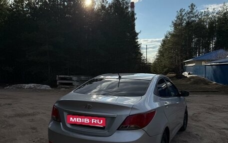 Hyundai Solaris II рестайлинг, 2015 год, 710 000 рублей, 8 фотография