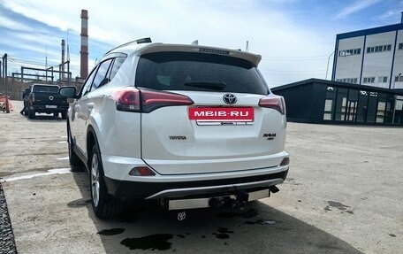 Toyota RAV4, 2016 год, 2 700 000 рублей, 4 фотография