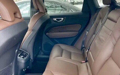 Volvo XC60 II, 2018 год, 3 950 000 рублей, 12 фотография