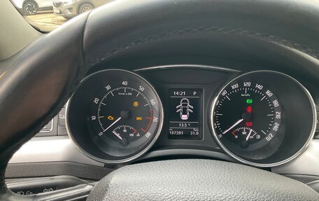 Skoda Superb III рестайлинг, 2013 год, 999 000 рублей, 4 фотография
