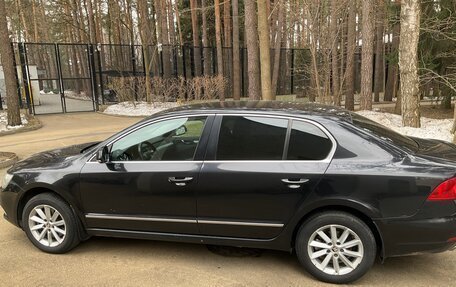 Skoda Superb III рестайлинг, 2013 год, 999 000 рублей, 9 фотография