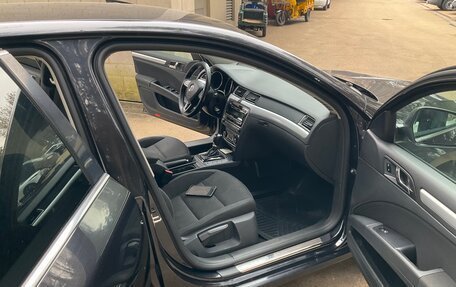 Skoda Superb III рестайлинг, 2013 год, 999 000 рублей, 13 фотография