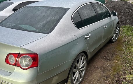 Volkswagen Passat B6, 2006 год, 700 000 рублей, 4 фотография