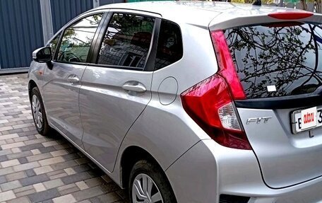 Honda Fit III, 2016 год, 1 230 000 рублей, 8 фотография