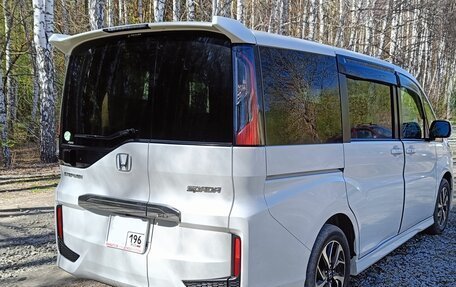 Honda Stepwgn IV, 2018 год, 2 500 000 рублей, 6 фотография