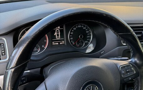 Volkswagen Jetta VI, 2013 год, 850 000 рублей, 8 фотография