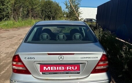 Mercedes-Benz C-Класс, 2004 год, 550 000 рублей, 4 фотография