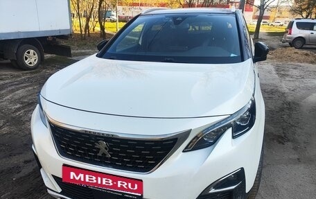 Peugeot 5008 II, 2017 год, 1 850 000 рублей, 1 фотография