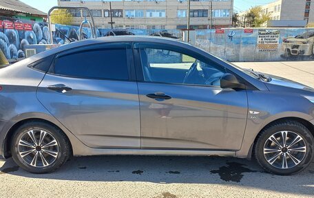 Hyundai Solaris II рестайлинг, 2014 год, 750 000 рублей, 3 фотография