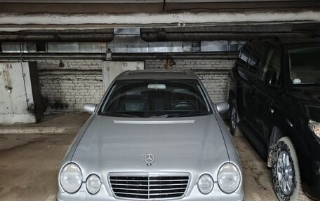 Mercedes-Benz E-Класс, 2000 год, 1 600 000 рублей, 3 фотография