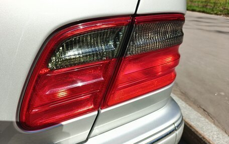 Mercedes-Benz E-Класс, 2000 год, 1 600 000 рублей, 34 фотография
