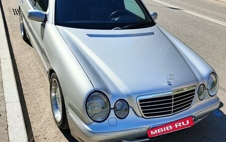Mercedes-Benz E-Класс, 2000 год, 1 600 000 рублей, 32 фотография