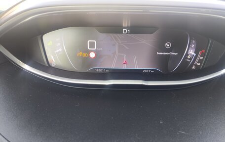 Peugeot 5008 II, 2017 год, 1 850 000 рублей, 12 фотография