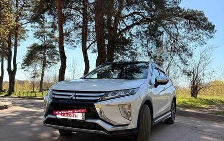 Mitsubishi Eclipse Cross, 2018 год, 2 450 000 рублей, 2 фотография