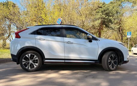 Mitsubishi Eclipse Cross, 2018 год, 2 450 000 рублей, 21 фотография