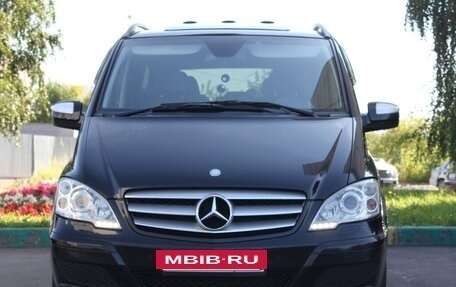 Mercedes-Benz Viano, 2011 год, 1 800 000 рублей, 2 фотография