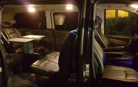 Mercedes-Benz Viano, 2011 год, 1 800 000 рублей, 27 фотография