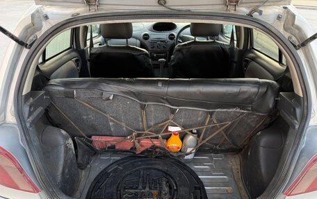 Toyota Vitz, 2000 год, 290 000 рублей, 9 фотография