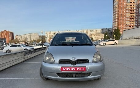 Toyota Vitz, 2000 год, 290 000 рублей, 2 фотография