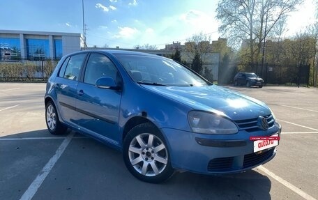Volkswagen Golf V, 2004 год, 450 000 рублей, 2 фотография