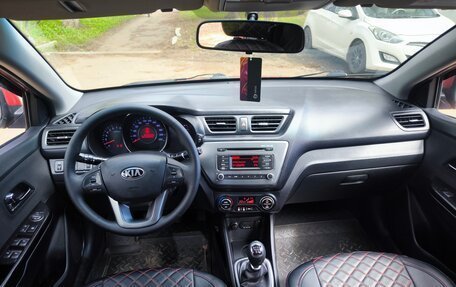 KIA Rio III рестайлинг, 2013 год, 850 000 рублей, 4 фотография