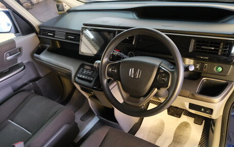 Honda Stepwgn IV, 2015 год, 1 799 000 рублей, 12 фотография