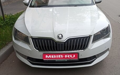 Skoda Superb III рестайлинг, 2015 год, 1 470 000 рублей, 1 фотография