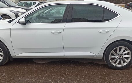 Skoda Superb III рестайлинг, 2015 год, 1 470 000 рублей, 2 фотография
