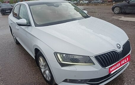 Skoda Superb III рестайлинг, 2015 год, 1 470 000 рублей, 4 фотография