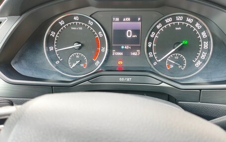 Skoda Superb III рестайлинг, 2015 год, 1 470 000 рублей, 15 фотография