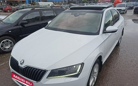 Skoda Superb III рестайлинг, 2015 год, 1 470 000 рублей, 8 фотография