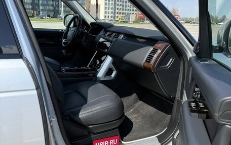 Land Rover Range Rover IV рестайлинг, 2019 год, 7 200 000 рублей, 8 фотография