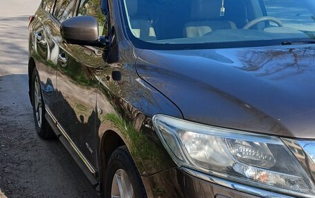 Nissan Pathfinder, 2014 год, 1 750 000 рублей, 3 фотография