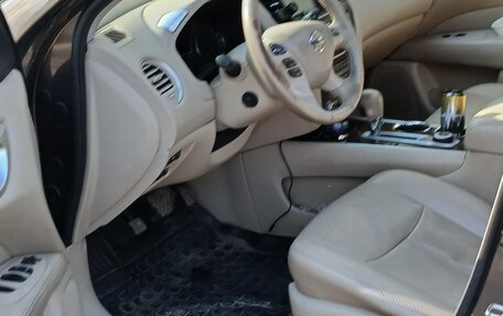 Nissan Pathfinder, 2014 год, 1 750 000 рублей, 10 фотография
