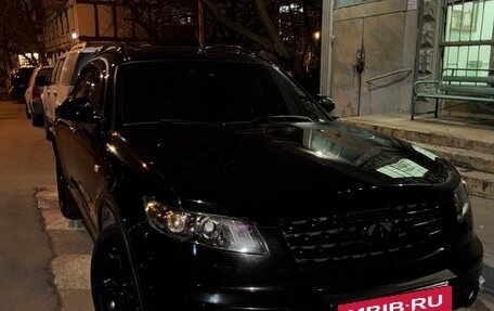 Infiniti FX I, 2007 год, 800 000 рублей, 3 фотография