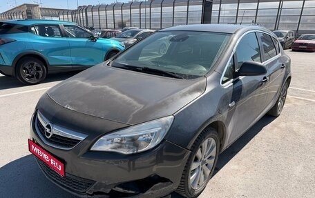 Opel Astra J, 2011 год, 690 000 рублей, 1 фотография