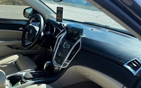 Cadillac SRX II рестайлинг, 2011 год, 1 290 000 рублей, 14 фотография