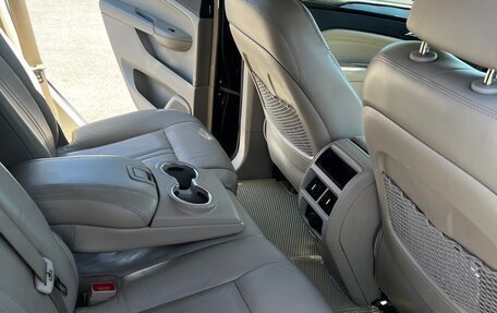 Cadillac SRX II рестайлинг, 2011 год, 1 290 000 рублей, 17 фотография
