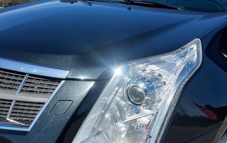 Cadillac SRX II рестайлинг, 2011 год, 1 290 000 рублей, 24 фотография