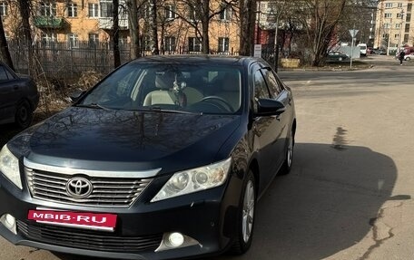 Toyota Camry, 2012 год, 1 550 000 рублей, 2 фотография