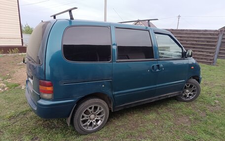 Nissan Serena I, 1994 год, 300 000 рублей, 8 фотография